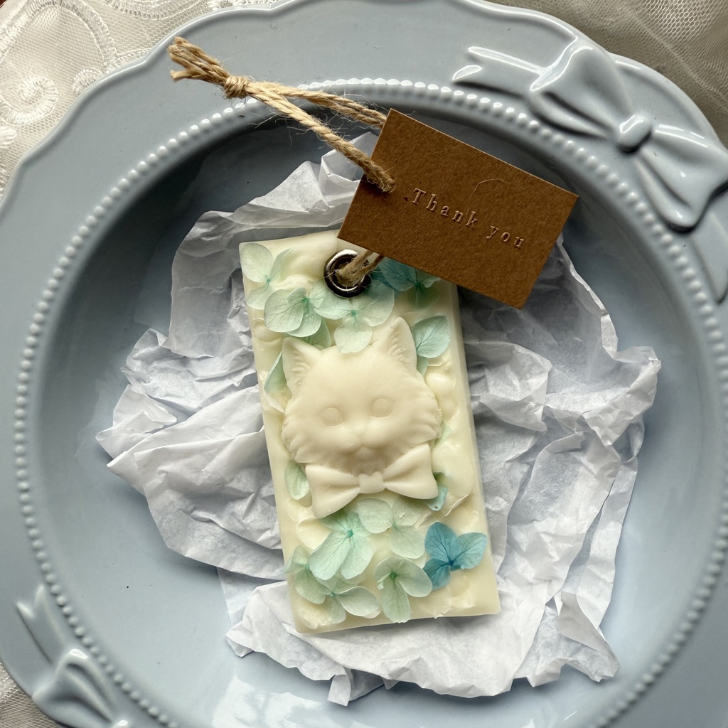 no.236 サシェ ワックスサシェ ねこ 紫陽花 ブルー 猫 ハンドメイドサシェ 火を灯さないキャンドル