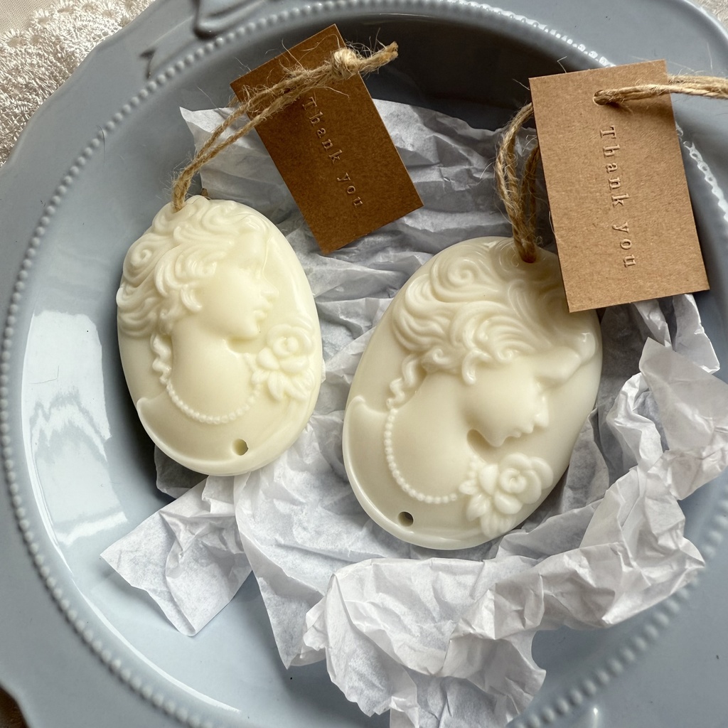 no.240 サシェ ワックスサシェ カメオ 紫陽花 ハンドメイドサシェ 火を灯さないキャンドル