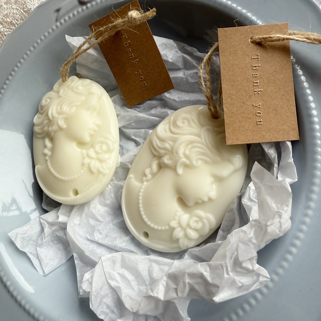 no.240 サシェ ワックスサシェ カメオ 紫陽花 ハンドメイドサシェ 火を灯さないキャンドル