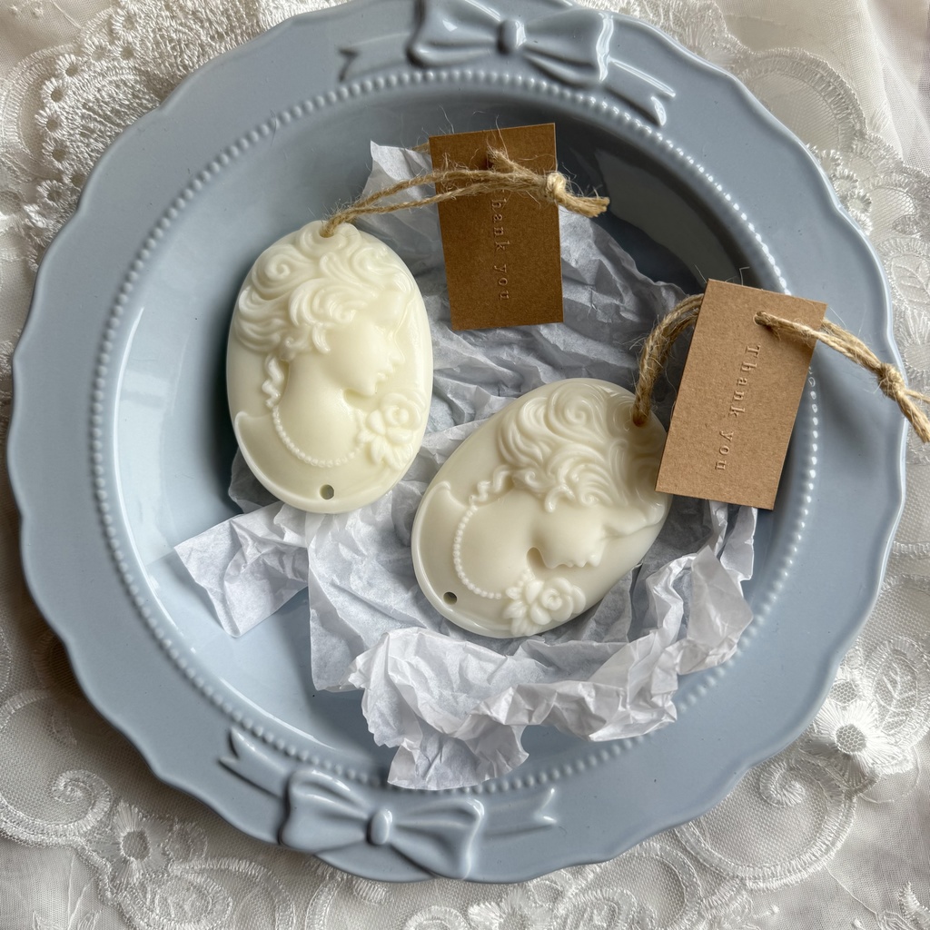 no.240 サシェ ワックスサシェ カメオ 紫陽花 ハンドメイドサシェ 火を灯さないキャンドル