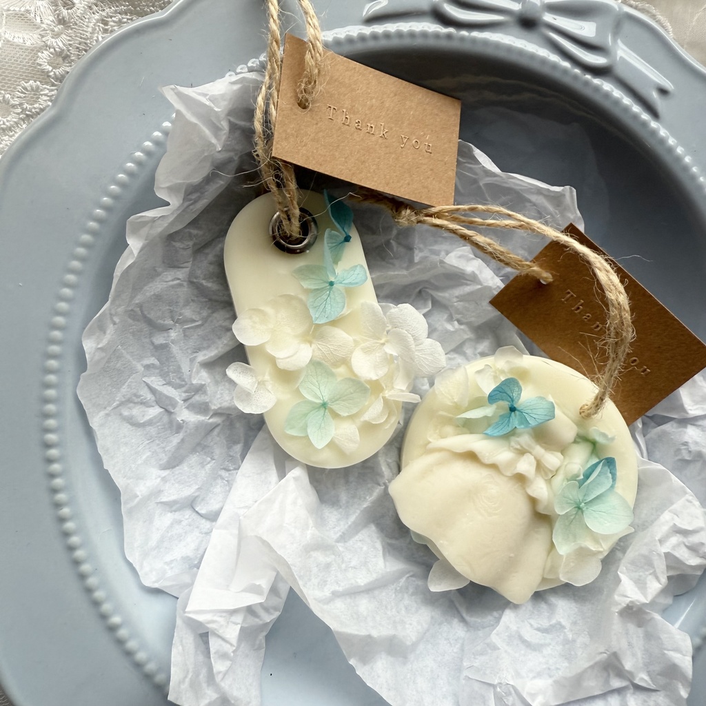 no.242 サシェ ワックスサシェ ドレス 紫陽花 ブルー ハンドメイドサシェ 火を灯さないキャンドル