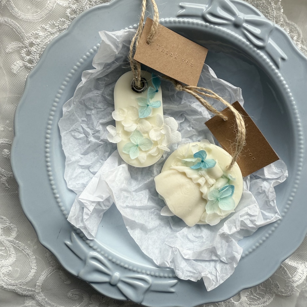 no.242 サシェ ワックスサシェ ドレス 紫陽花 ブルー ハンドメイドサシェ 火を灯さないキャンドル