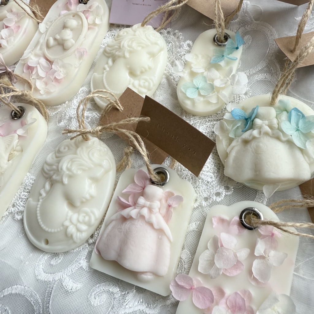 no.242 サシェ ワックスサシェ ドレス 紫陽花 ブルー ハンドメイドサシェ 火を灯さないキャンドル