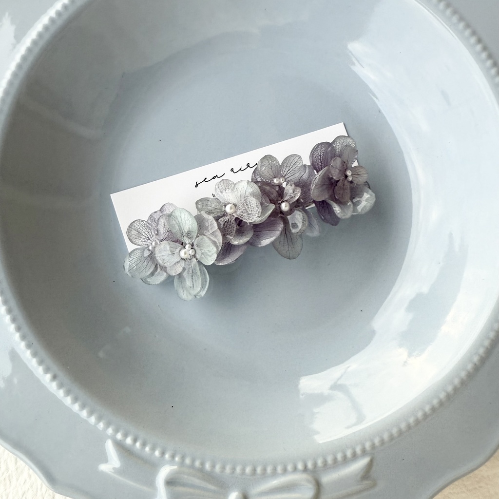 no.244 再販 くすみパープルの紫陽花ヘアバレッタ パープル アジサイ パール ヘアアクセサリー バレッタ ハンドメイド