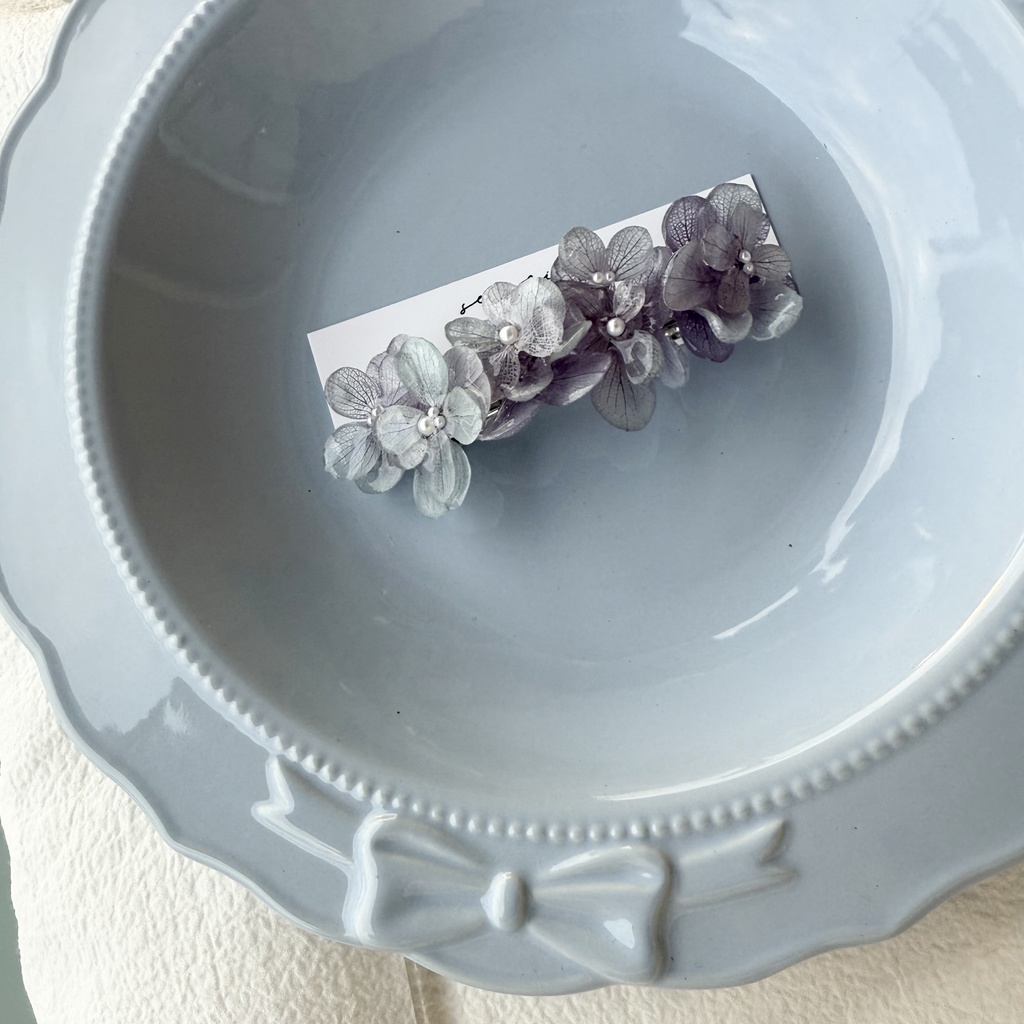 no.244 再販 くすみパープルの紫陽花ヘアバレッタ パープル アジサイ パール ヘアアクセサリー バレッタ ハンドメイド