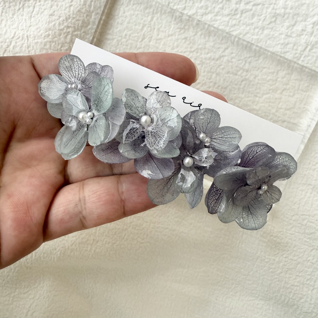 no.244 再販 くすみパープルの紫陽花ヘアバレッタ パープル アジサイ パール ヘアアクセサリー バレッタ ハンドメイド