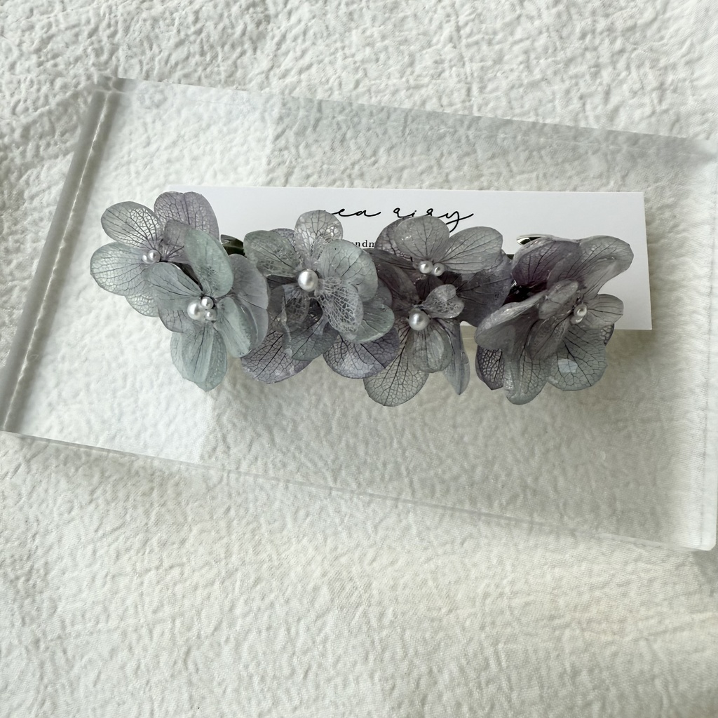 no.244 再販 くすみパープルの紫陽花ヘアバレッタ パープル アジサイ パール ヘアアクセサリー バレッタ ハンドメイド