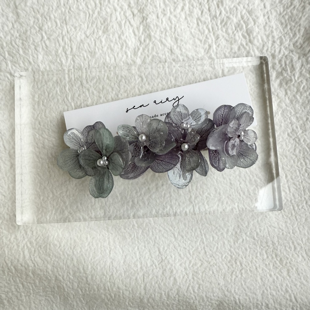 no.244 再販 くすみパープルの紫陽花ヘアバレッタ パープル アジサイ パール ヘアアクセサリー バレッタ ハンドメイド
