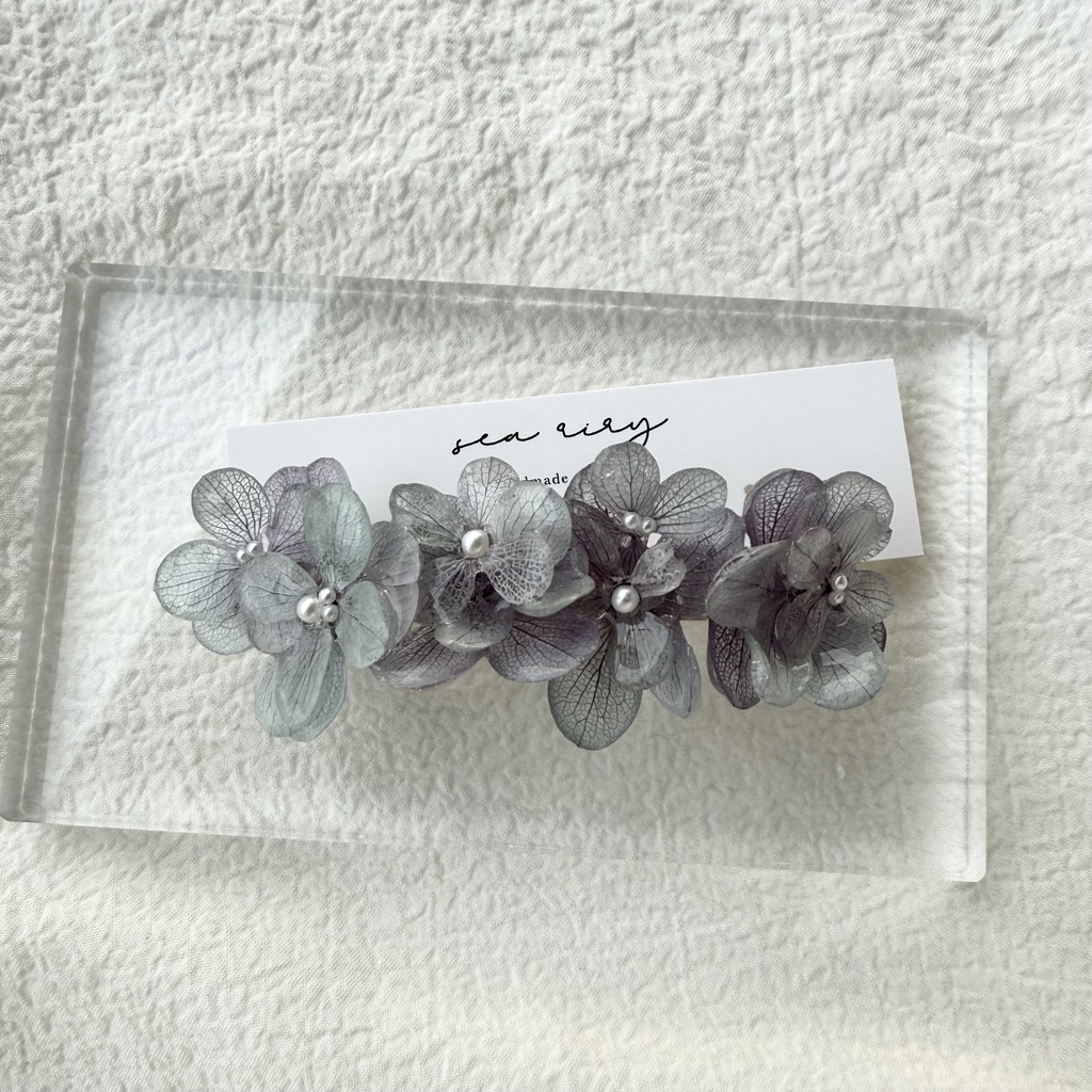 no.244 再販 くすみパープルの紫陽花ヘアバレッタ パープル アジサイ パール ヘアアクセサリー バレッタ ハンドメイド