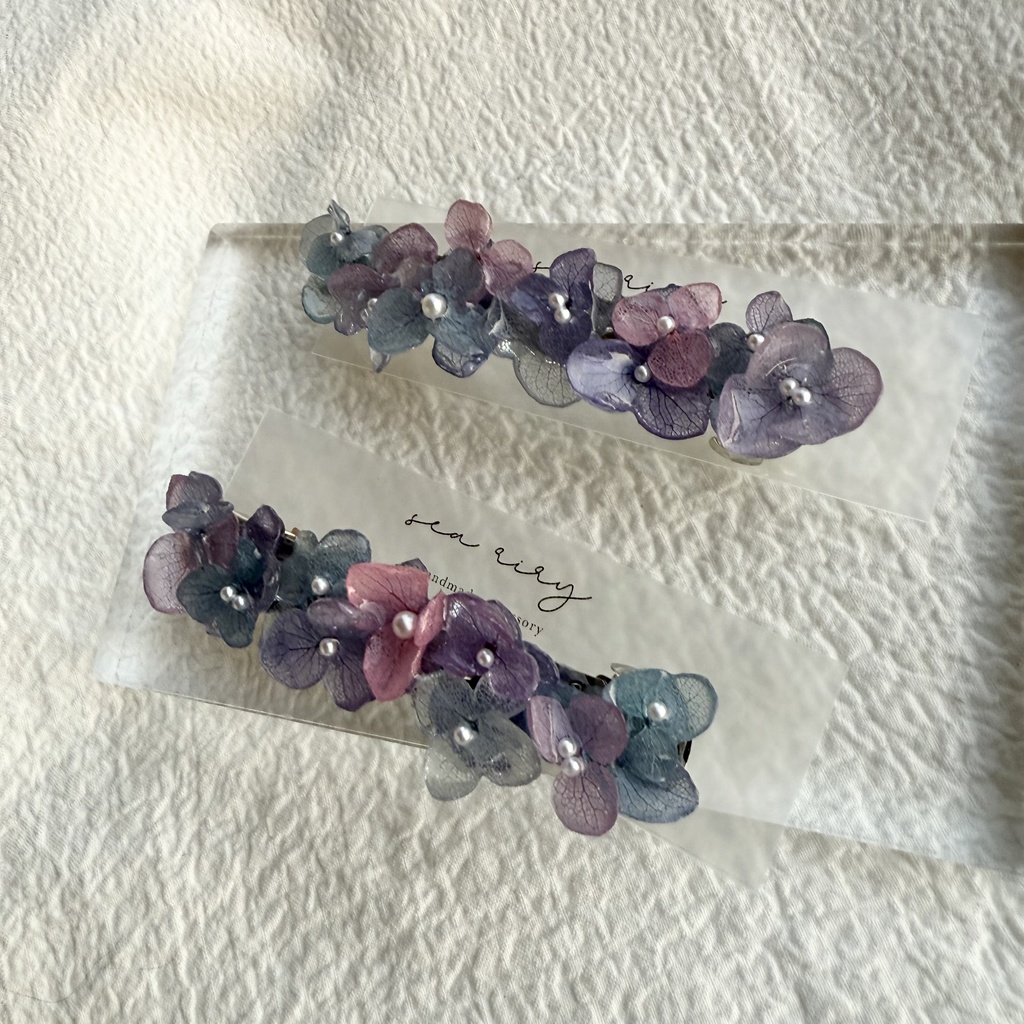 no.246  再販  マーメイドカラーの紫陽花ヘアバレッタ  アジサイ  ブルー  パープル  パール  ヘアアクセサリー  バレッタ