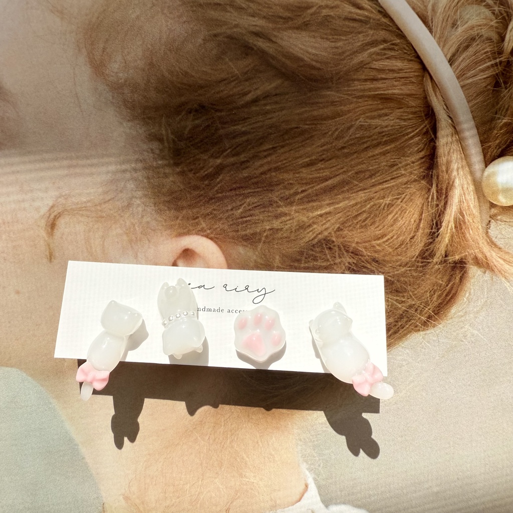 no.247 いちごみるくのねこちゃんピアス セット 猫 ねこ ピンク ホワイト ステンレス ピアス