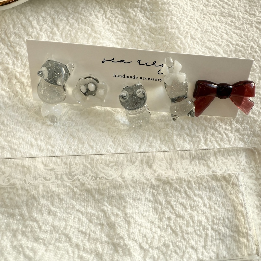 no.250 限定set X'masのねこちゃんピアスセット 猫 リボン ホワイト レッド クリスマス ピアス ステンレス