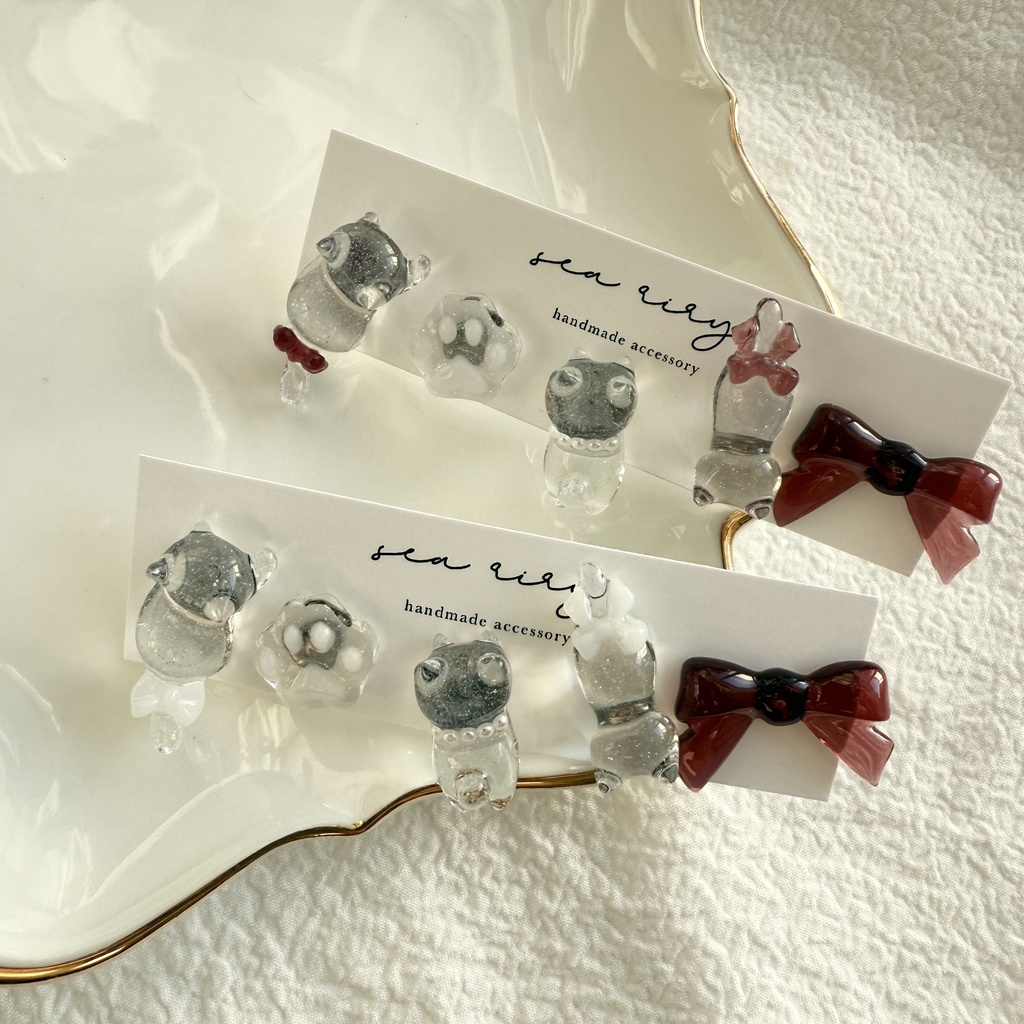 no.250 限定set X'masのねこちゃんピアスセット 猫 リボン ホワイト レッド クリスマス ピアス ステンレス