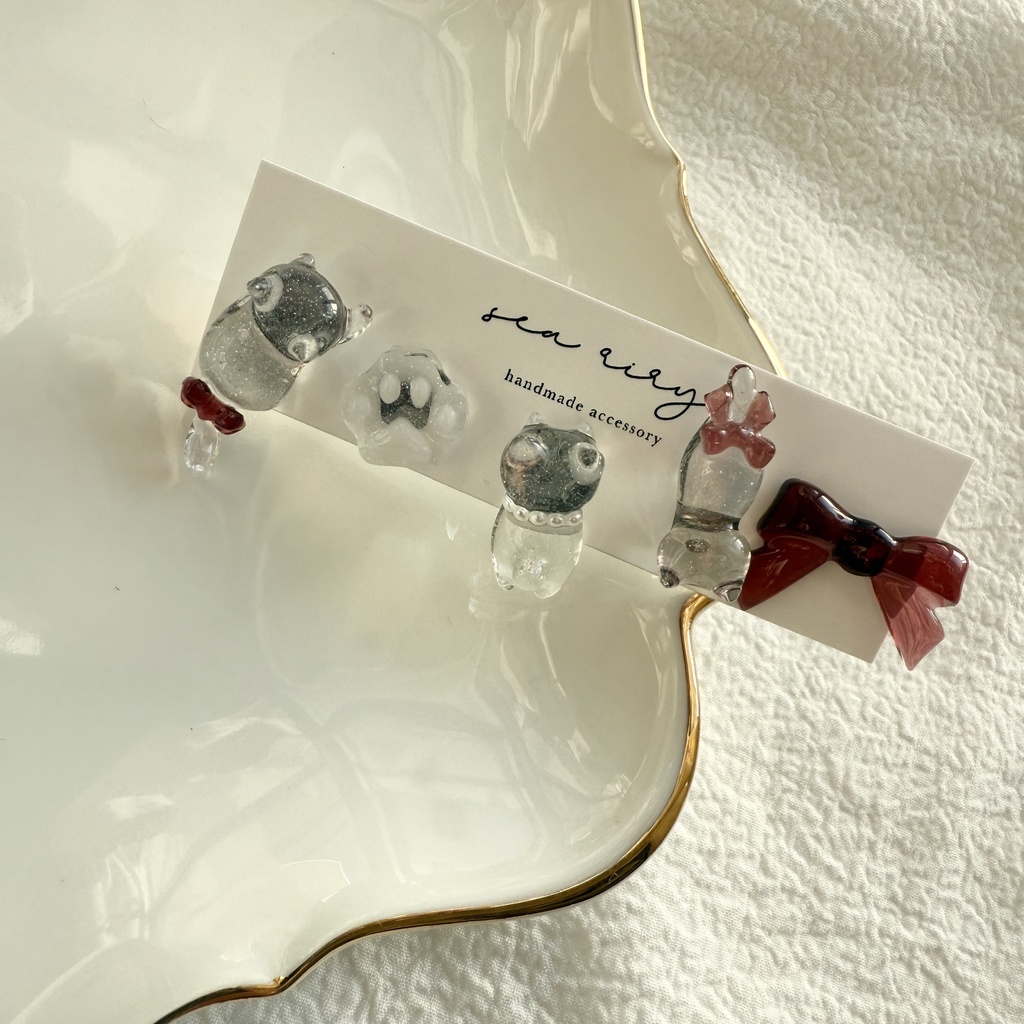 no.250 限定set X'masのねこちゃんピアスセット 猫 リボン ホワイト レッド クリスマス ピアス ステンレス