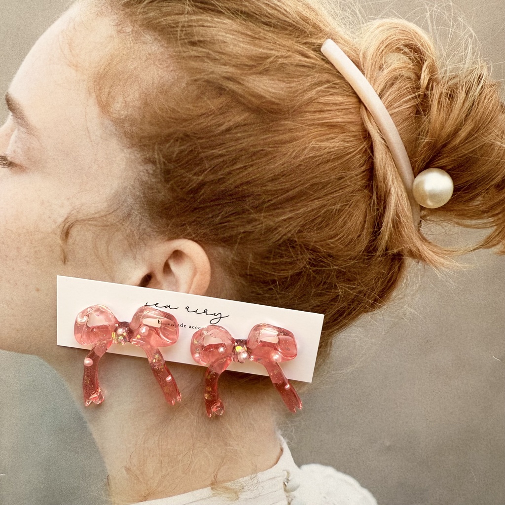 no.251 あかいろリボンピアス レッド ラメ パール クリスマス ribbon ステンレス ピアス