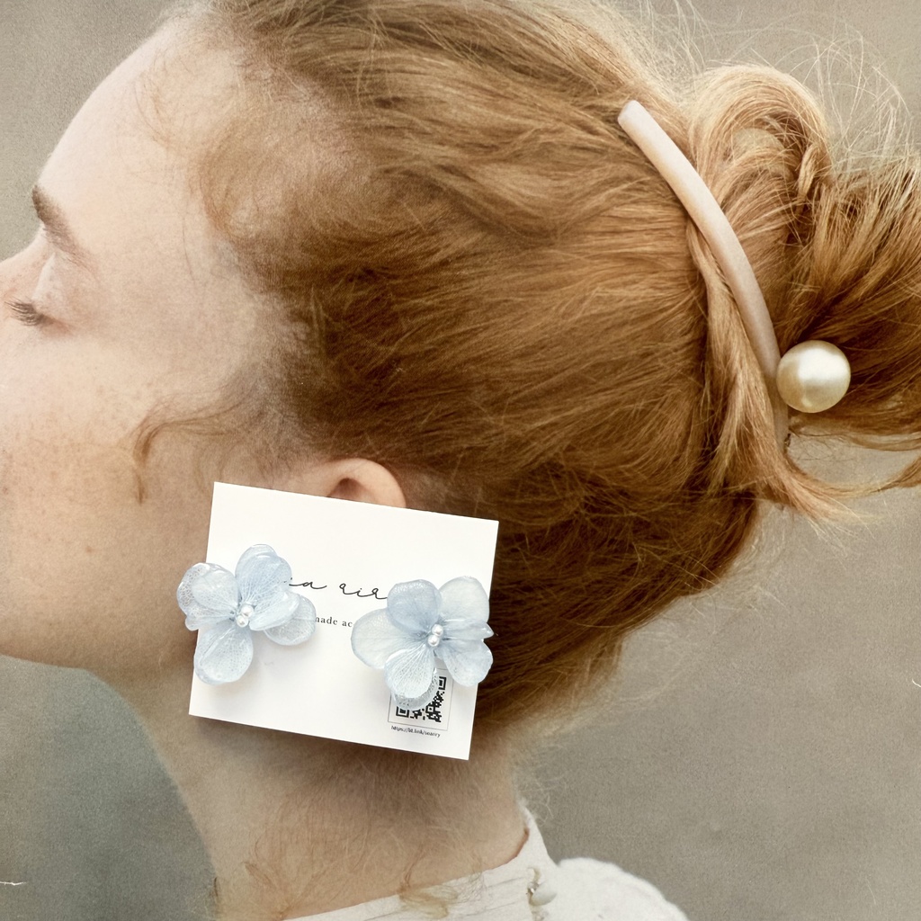 no.254 再販 ベビーブルーの紫陽花ピアス 淡色 ブルー ドライフラワー 紫陽花 パール ステンレス ハンドメイドピアス