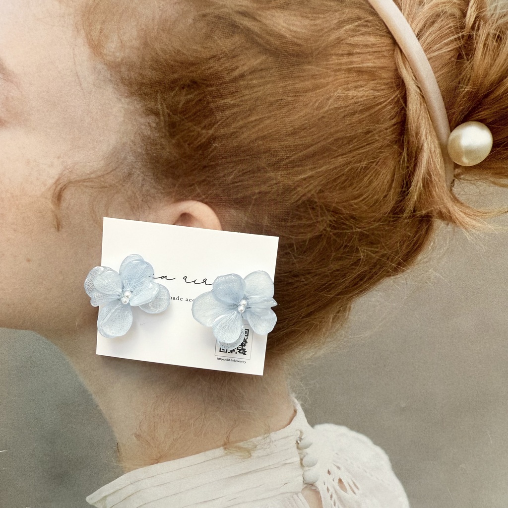 no.254 再販 ベビーブルーの紫陽花ピアス 淡色 ブルー ドライフラワー 紫陽花 パール ステンレス ハンドメイドピアス