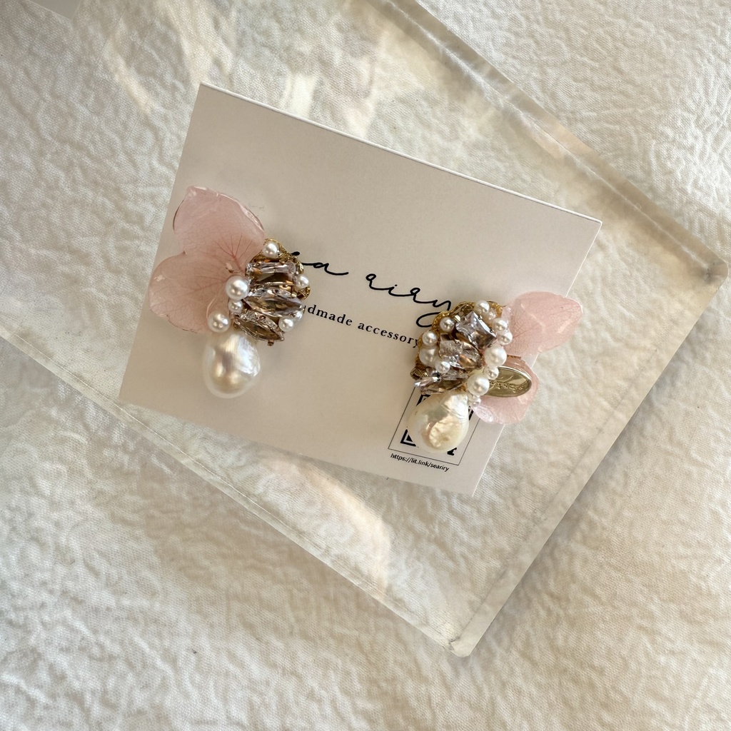 1点のみ 限定set ハンドメイド 福袋 ヘアゴム ピアス セット ねこ リボン いちご ピンク フラワー ハンドメイド