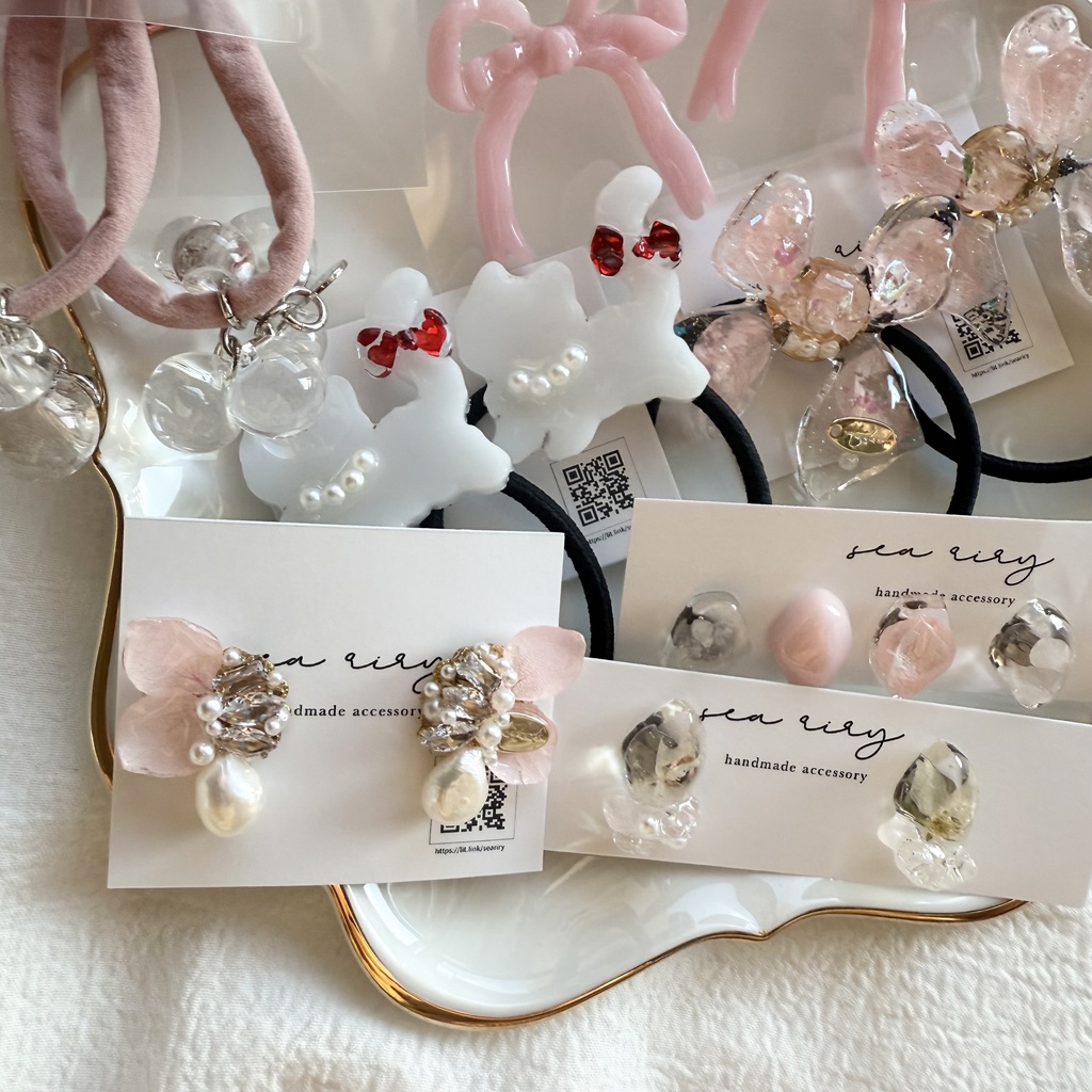 1点のみ 限定set ハンドメイド 福袋 ヘアゴム ピアス セット ねこ リボン いちご ピンク フラワー ハンドメイド