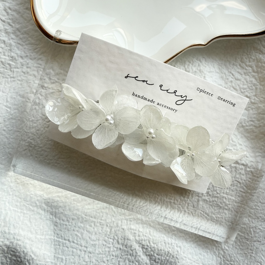 1点のみ 限定セット Happy bag 紫陽花 ヘアバレッタ ピアス セット ホワイト アナベル パール