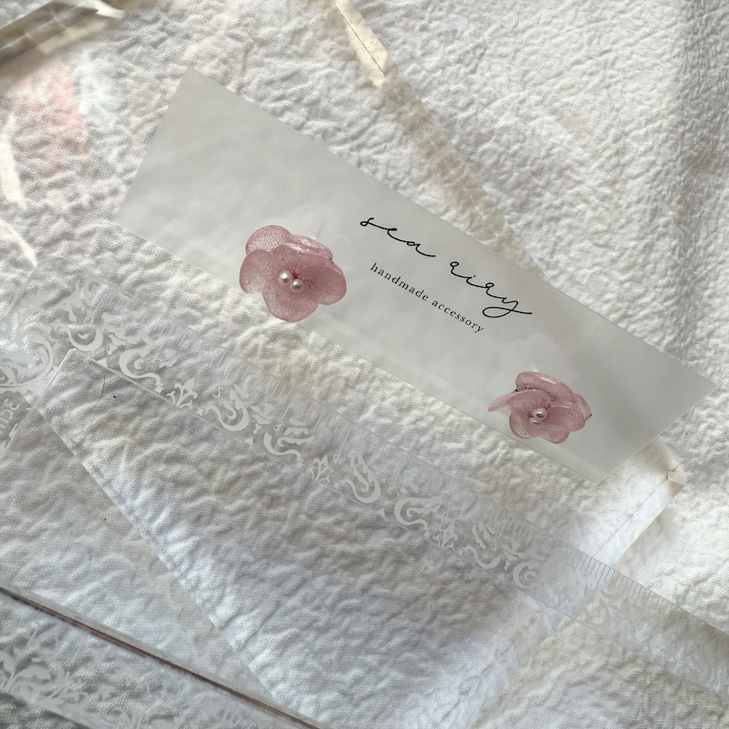 no.258 ベビーピンクのちいさなお花のピアス アジサイ 紫陽花 アナベル パール ピンク ステンレス ピアス