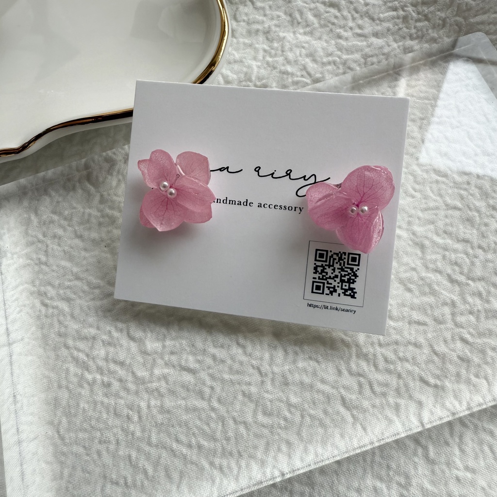 no.261 再販 ちいさなお花のピアス パステルライラックmix ピンク アジサイ パール ステンレス