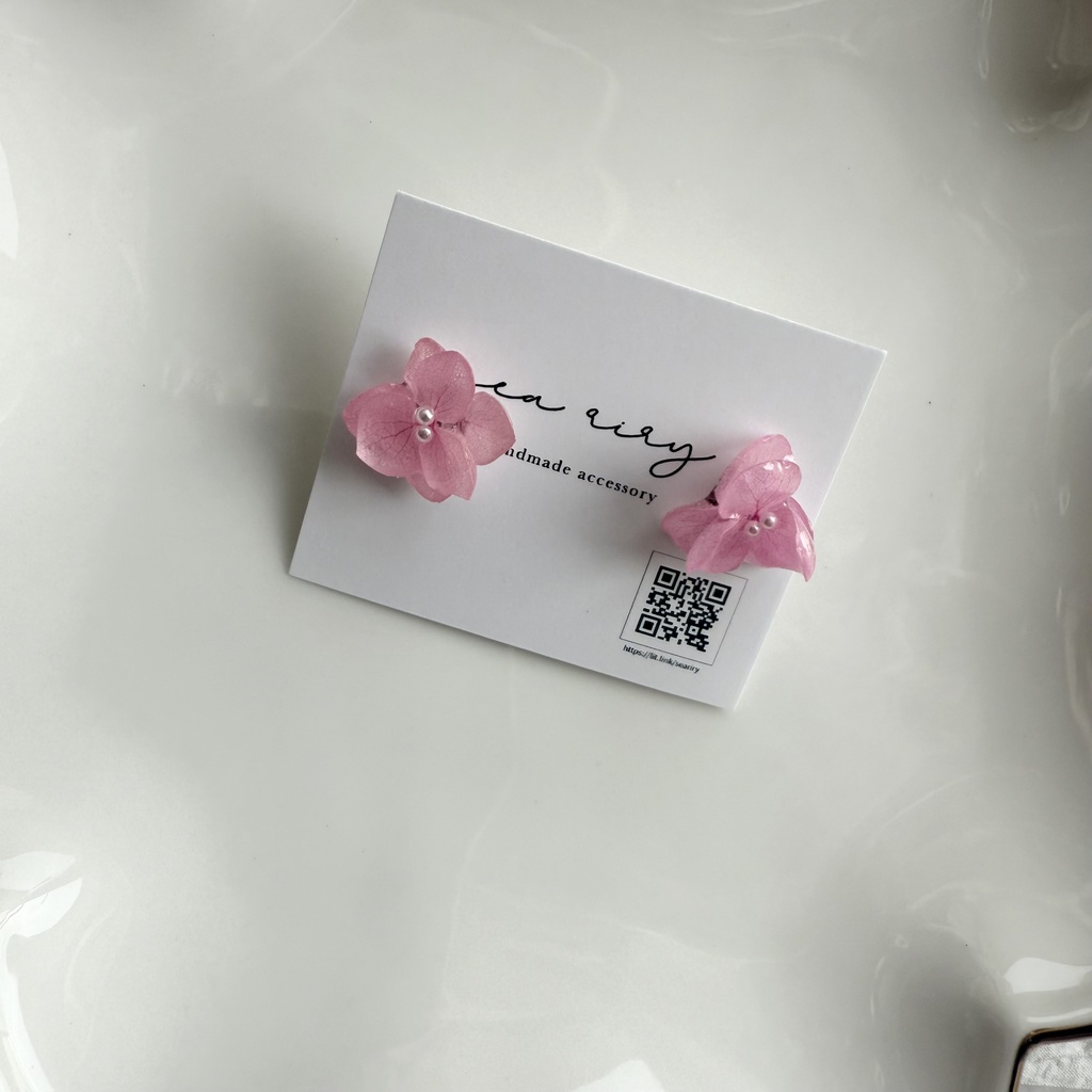 no.261 再販 ちいさなお花のピアス パステルライラックmix ピンク アジサイ パール ステンレス