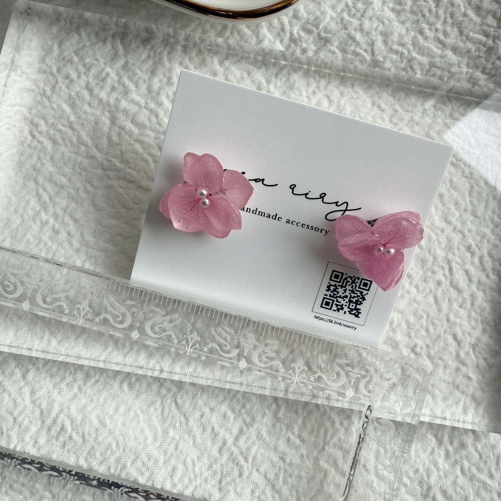 no.261 再販 ちいさなお花のピアス パステルライラックmix ピンク アジサイ パール ステンレス