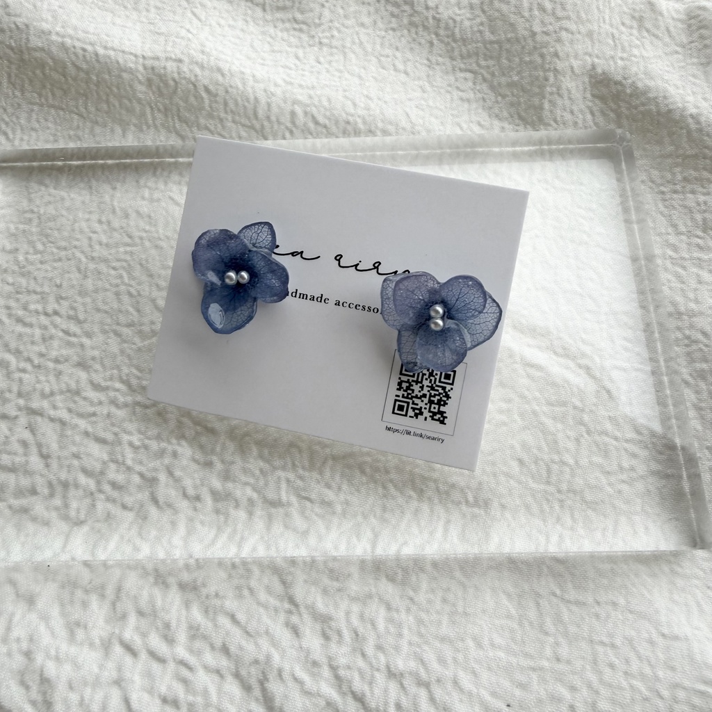 no.275  再販  ブルーグラデの紫陽花ピアス  アジサイ  紫陽花  ブルー  パール  ステンレス  ピアス