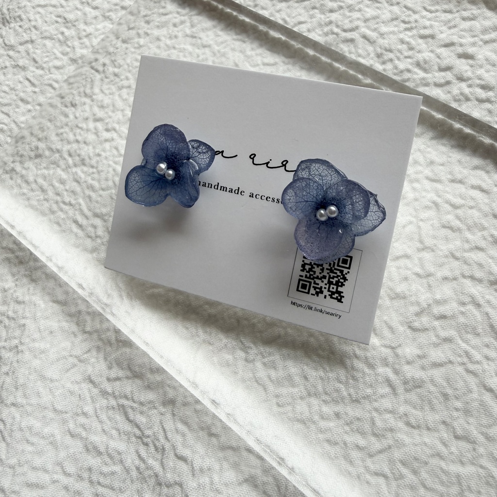 no.275 再販 ブルーグラデの紫陽花ピアス アジサイ 紫陽花 ブルー パール ステンレス ピアス