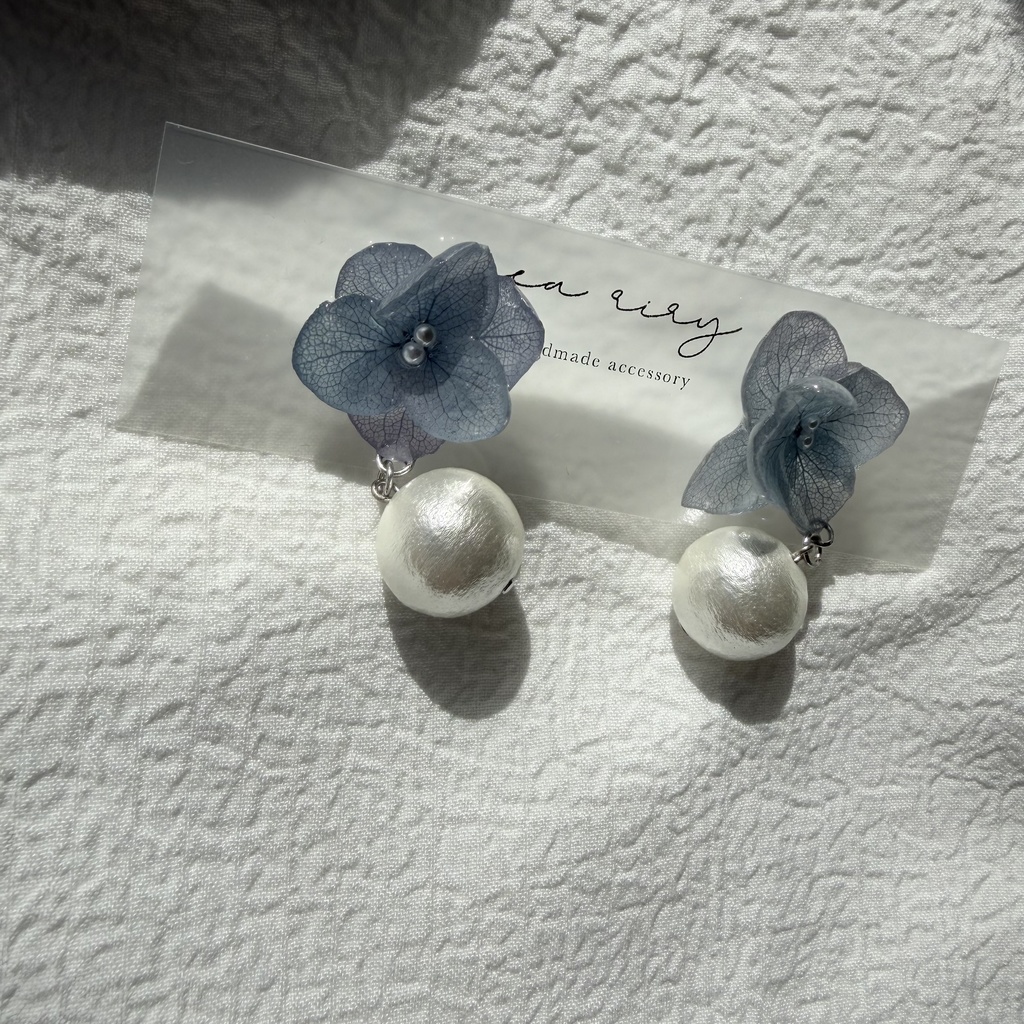 no.277 紫陽花のコットンパールピアス コットンパール アジサイ パール ブルー グラデーション ステンレス ピアス