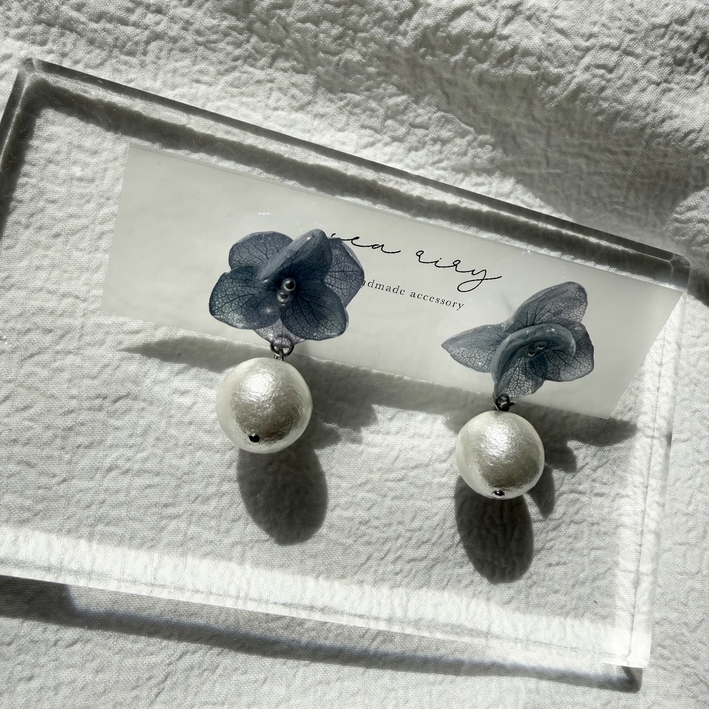 no.277 紫陽花のコットンパールピアス コットンパール アジサイ パール ブルー グラデーション ステンレス ピアス