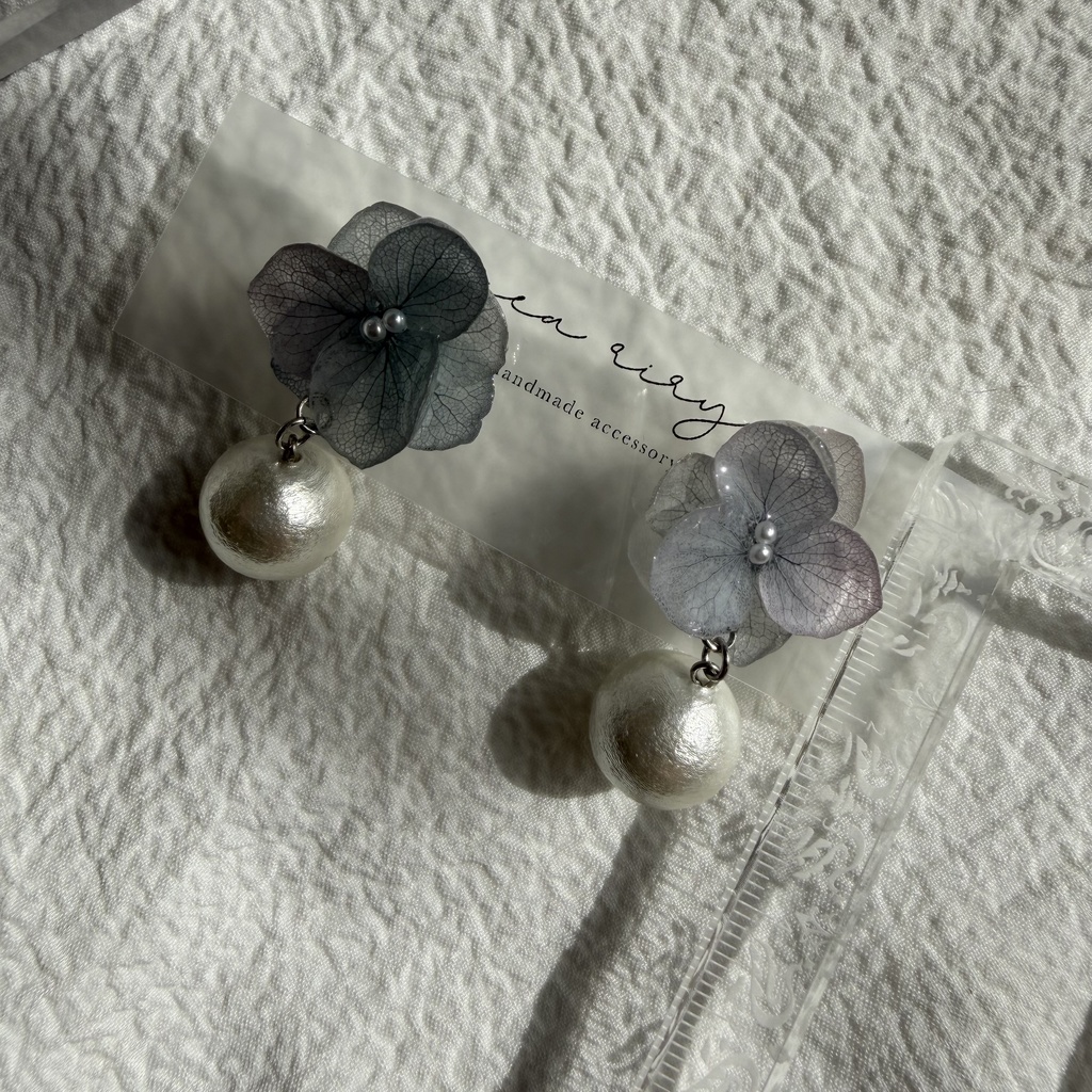 no.278 紫陽花のコットンパールピアス コットンパール アジサイ パール ブルー グラデーション ステンレス ピアス