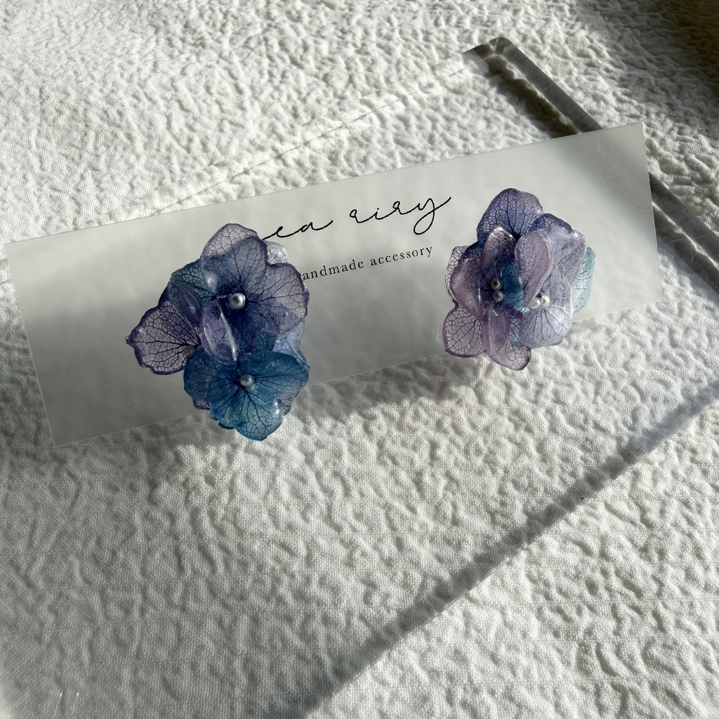 no.283  マーメイドカラーの紫陽花ピアス　アジサイ　パール　あじさい　ブルー　パープル　ステンレス　ピアス　 