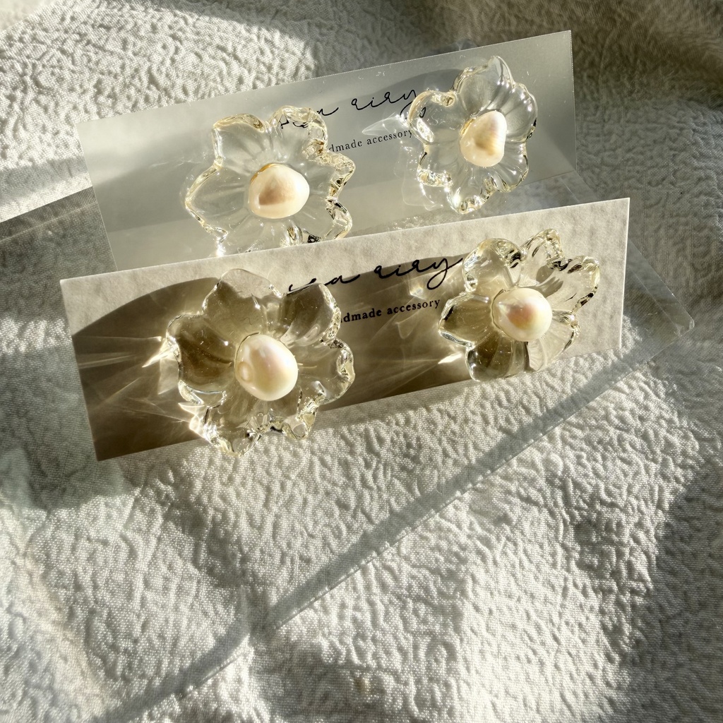 no.288 再販 淡水パールのフラワーピアス クリア フラワー クリアピアス 淡水パール おはな サージカルステンレス