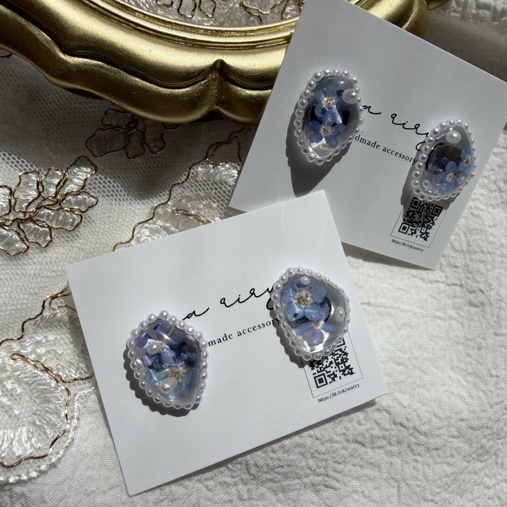 no.290 勿忘草の鉱石パールピアス 忘れな草 ブルー パール サージカルステンレス ピアス ハンドメイドピアス