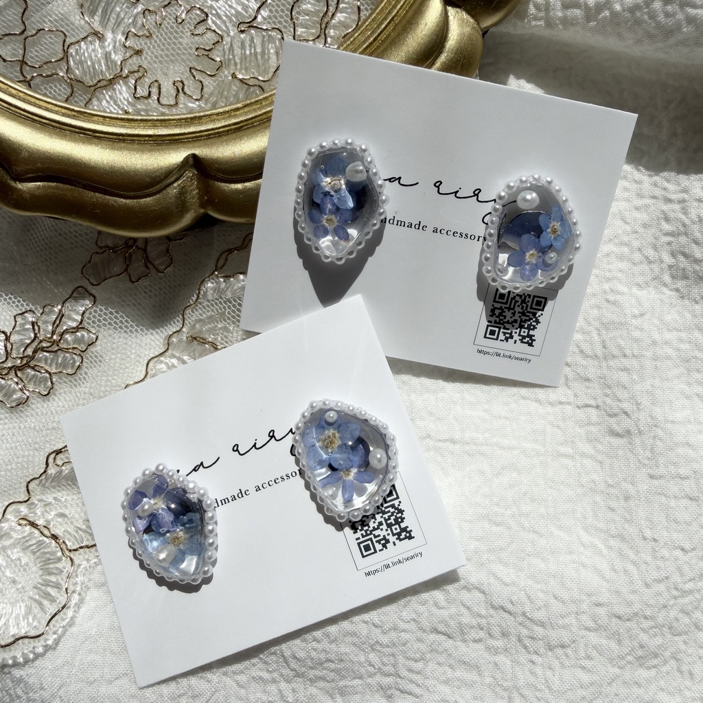 no.290 勿忘草の鉱石パールピアス 忘れな草 ブルー パール サージカルステンレス ピアス ハンドメイドピアス