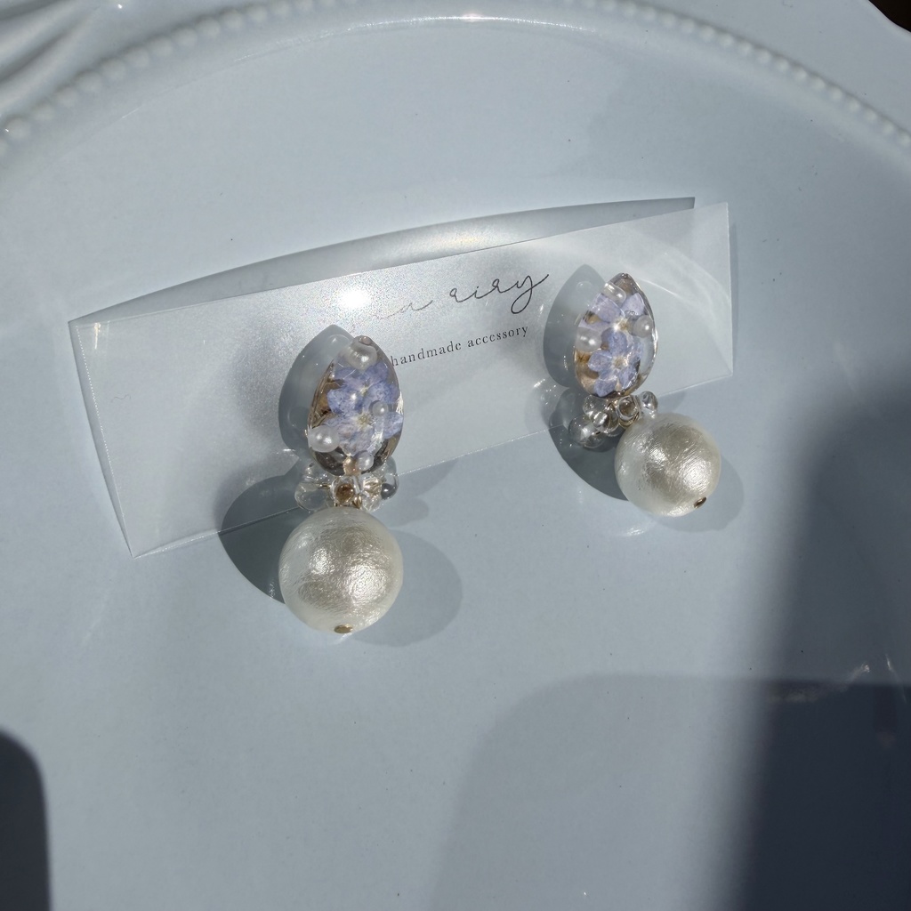 no.292 勿忘草とコットンパールのピアス 忘れな草 ブルー クリア 雫 コットンパール サージカルステンレス