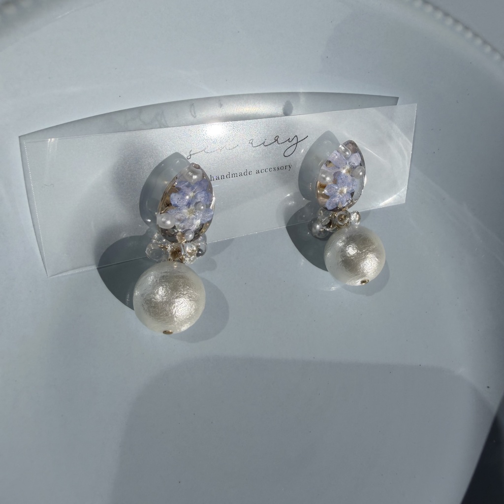 no.292 勿忘草とコットンパールのピアス 忘れな草 ブルー クリア 雫 コットンパール サージカルステンレス