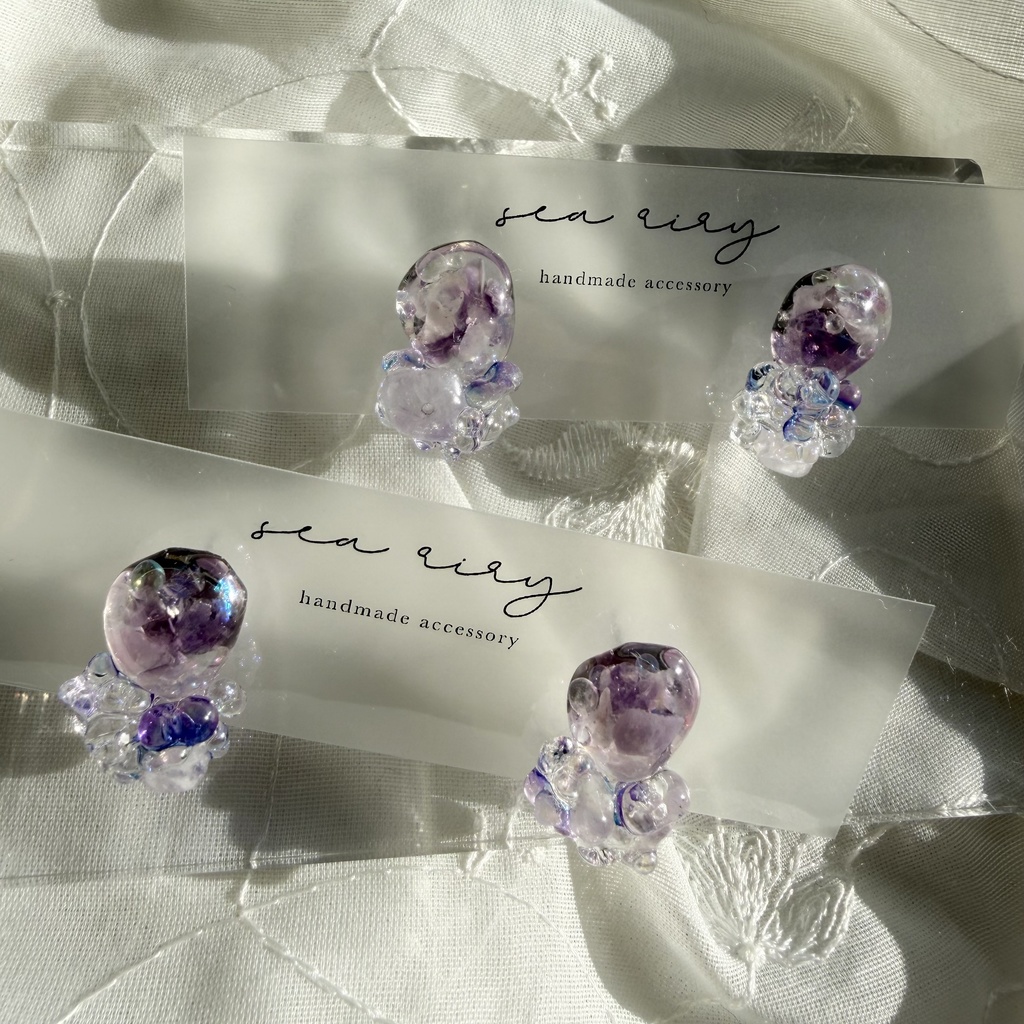 no.293   再販  アメジストの鉱石ピアス  パープル  アメジスト  クリア  チェコビーズ  サージカルステンレスピアス