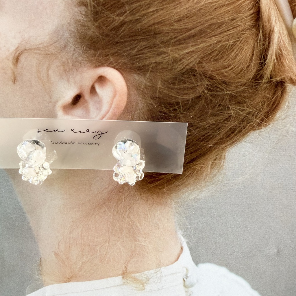 no.294 ローズクォーツの鉱石ピアス 天然石 クリア ピンク チェコビーズ サージカルステンレス ピアス