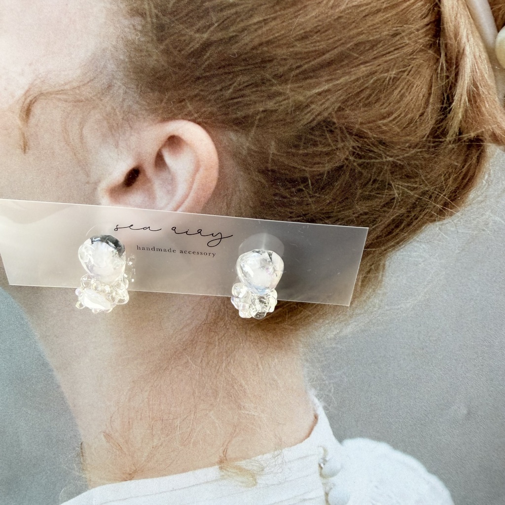 no.294 ローズクォーツの鉱石ピアス 天然石 クリア ピンク チェコビーズ サージカルステンレス ピアス