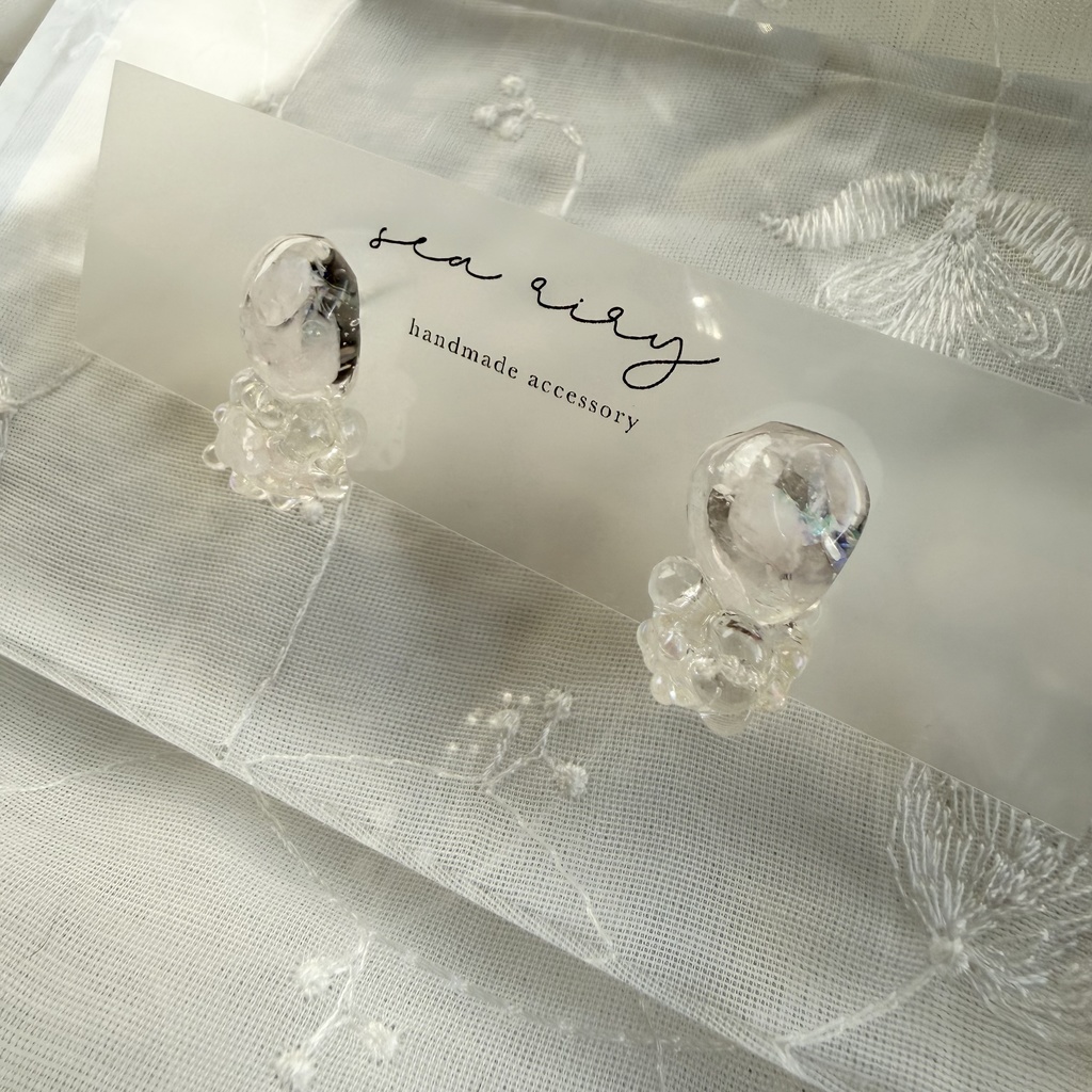 no.294 ローズクォーツの鉱石ピアス 天然石 クリア ピンク チェコビーズ サージカルステンレス ピアス