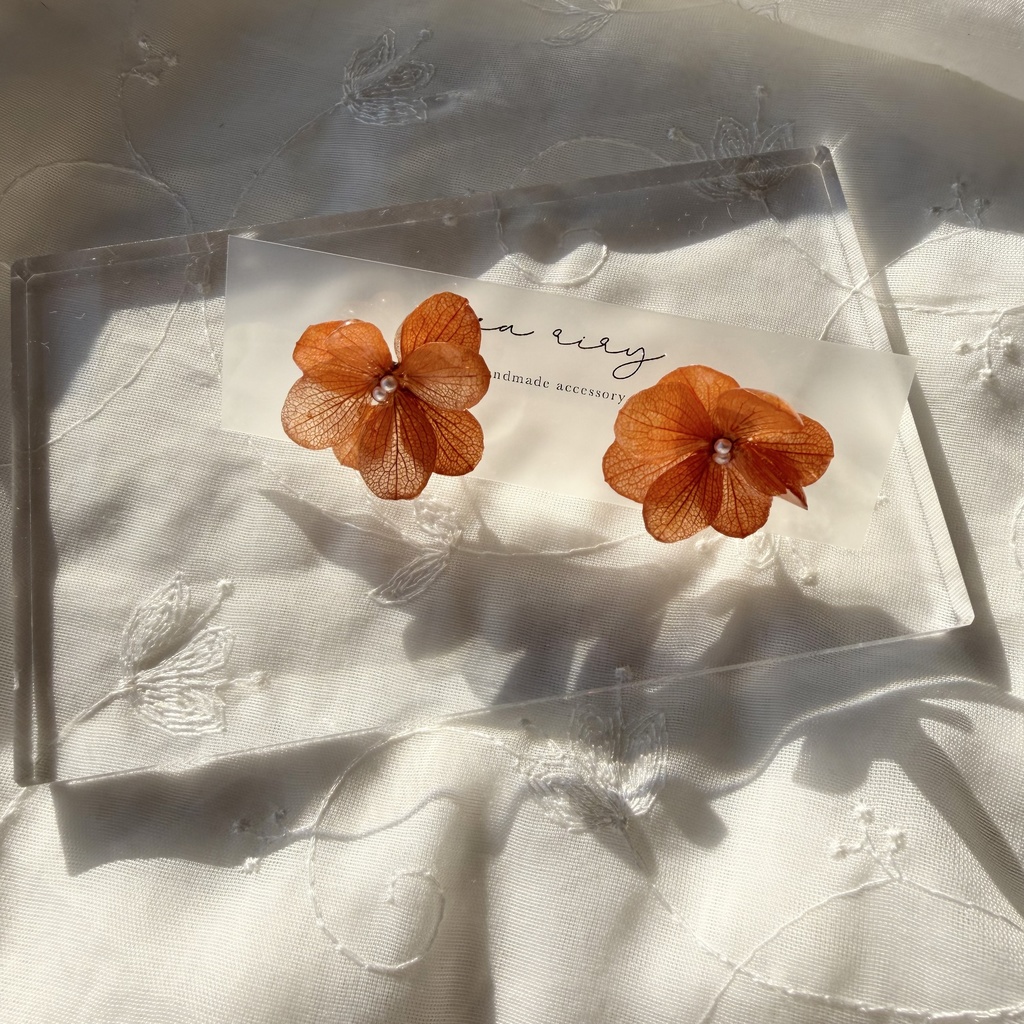 no.297 再販 ブリックオレンジの紫陽花ピアス オレンジ 本物のお花 アジサイ パール ステンレス ピアス