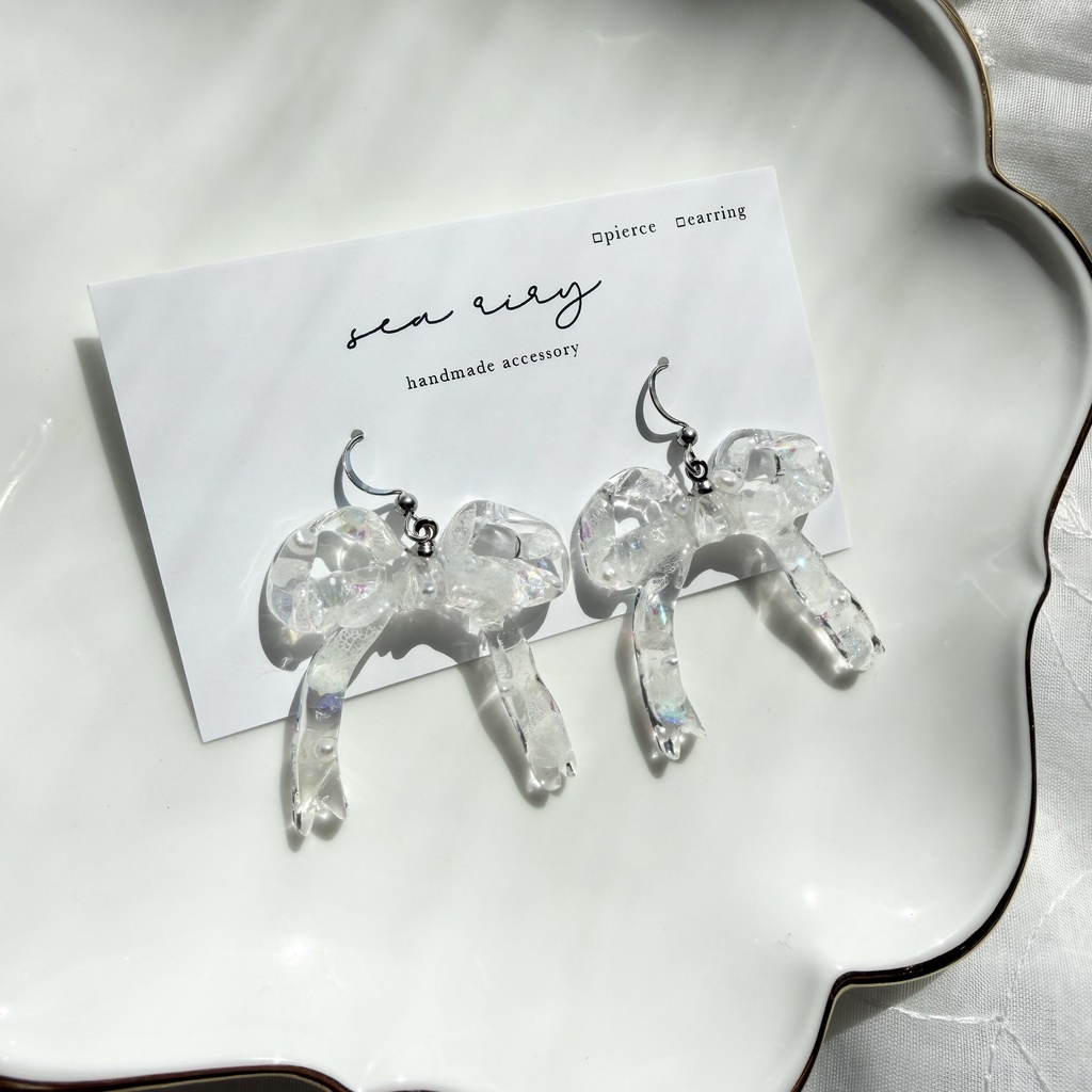 no.302 紫陽花とパールのリボンピアス アジサイ パール ribbon サージカルステンレス フックピアス