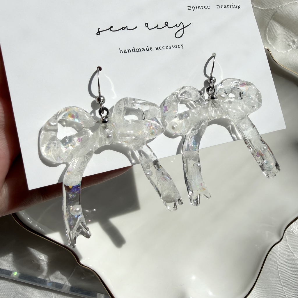 no.302 紫陽花とパールのリボンピアス アジサイ パール ribbon サージカルステンレス フックピアス