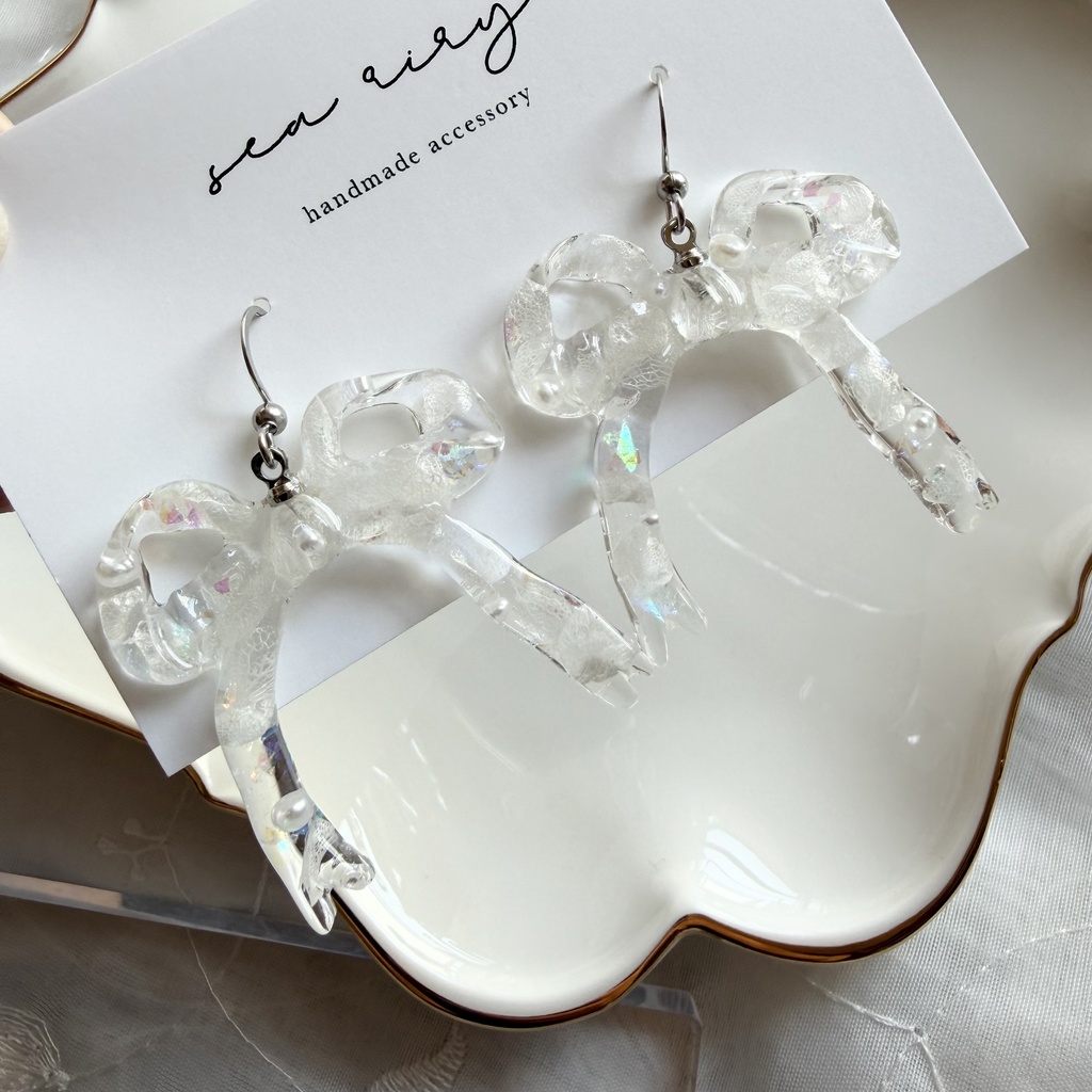 no.302 紫陽花とパールのリボンピアス アジサイ パール ribbon サージカルステンレス フックピアス