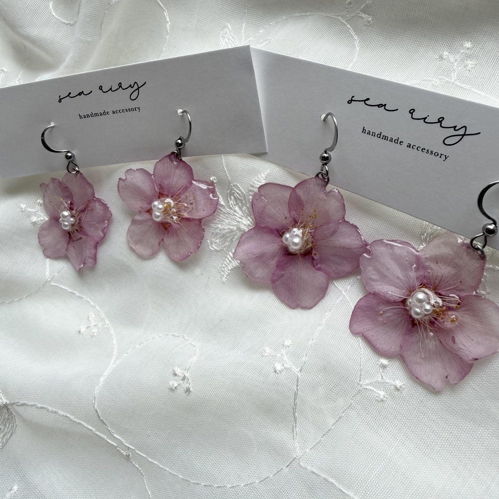 no.304 河津桜のゆらゆらピアス さくら 桜 ピンク パール サクラ サージカルステンレス フックピアス