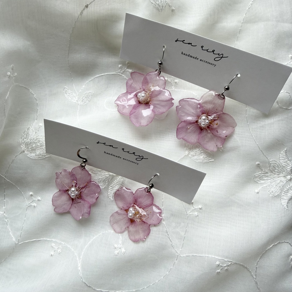 no.304 河津桜のゆらゆらピアス さくら 桜 ピンク パール サクラ サージカルステンレス フックピアス