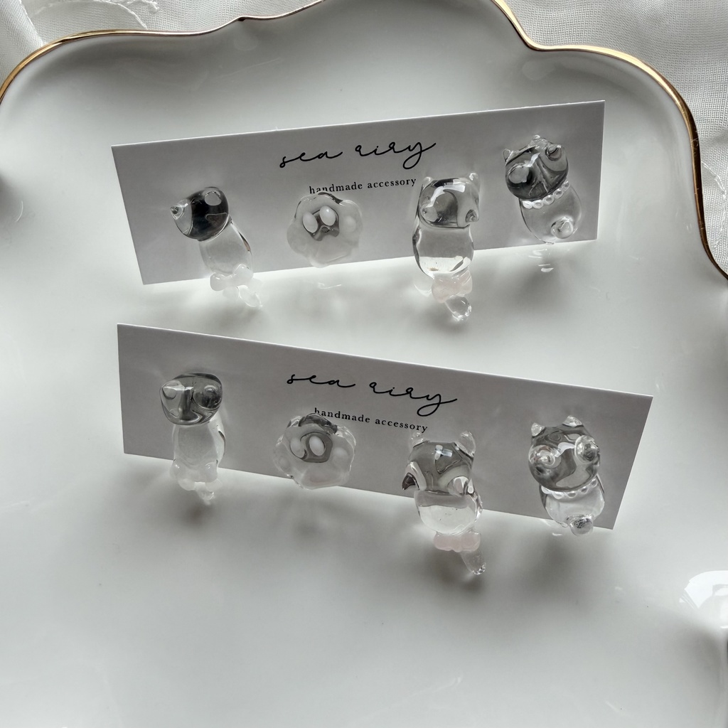 no.305 おめかしねこちゃんのピアスセット 猫 ネコ リボン パール サージカルステンレス ピアス